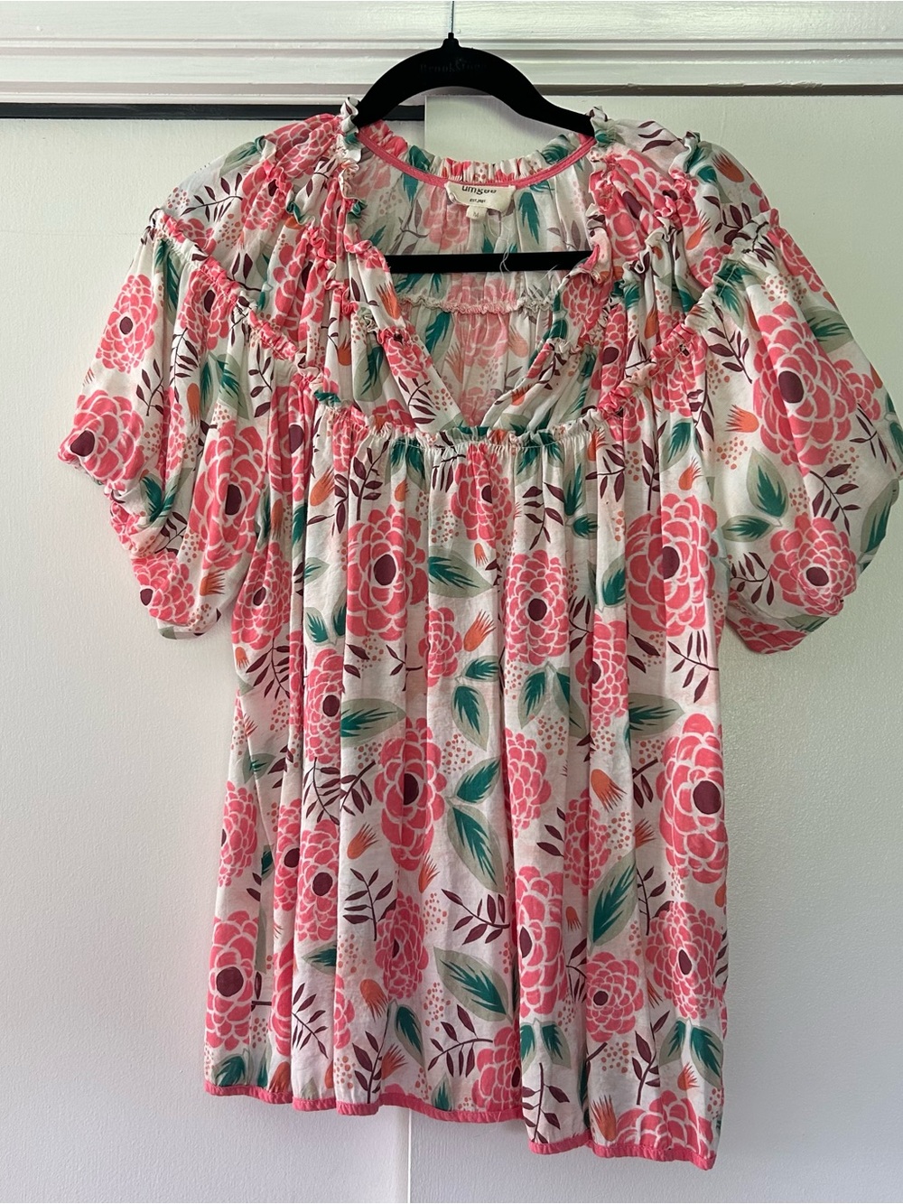 Pink Floral Puff Sleeve Blouse